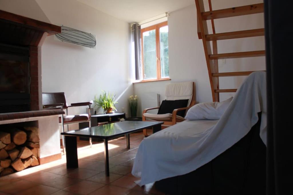 Gite Dans Un Hameau De Charme Castelnau-Durban Kültér fotó